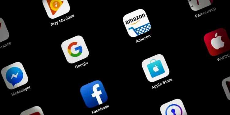 أبل ترغم مطوري التطبيقات على “خاصية جديدة”