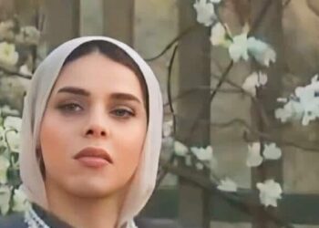 خبير يعلق على ظهور ابنة الرئيس المصري بعقد ألماس