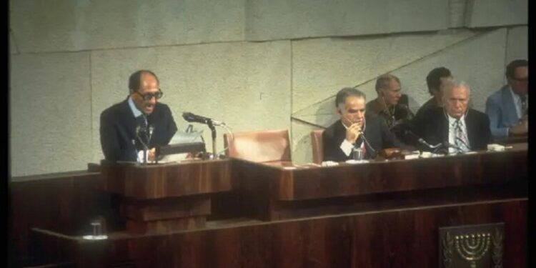 مطالب في إسرائيل باتفاقية سلام جديدة مع الشعب المصري