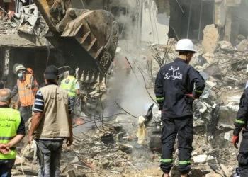 برا وبحرا وجوا.. تفاصيل خطط 22 دولة لإجلاء رعاياها من لبنان