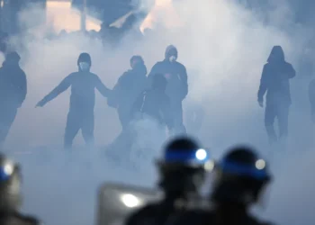 “أكثر من 1700 موقوف بيوم واحد” احتجاجات الطلاب تتسع في فرنسا