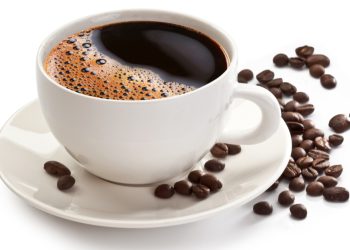 11 عادة تدمر الصحة تدريجيا من بينها الأحذية والقهوة