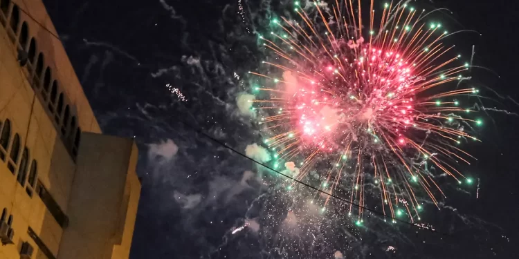 حرائق وإصابات.. وجه كارثي لاحتفالات رأس السنة بالعراق