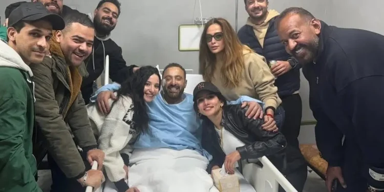 “بسبب مشهد عنف” الفنان أحمد السقا يتعرض لاصابة خطيرة ادخلته المستشفى