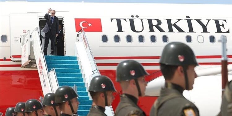 أردوغان يزور أوكرانيا للمرة الأولى منذ بدء الحرب ويلتقي زيلينسكي