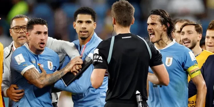 ردًا على اتهامات “فيفا”.. اتحاد أوروغواي يستعين بمحامي ميسي