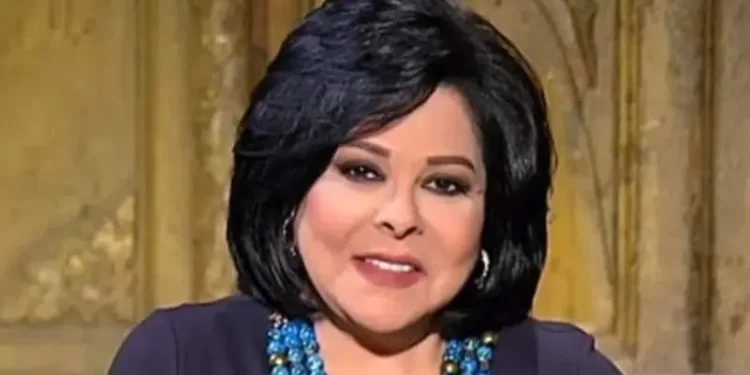 سقطت على درج منزلها.. جراحة عاجلة لإسعاد يونس