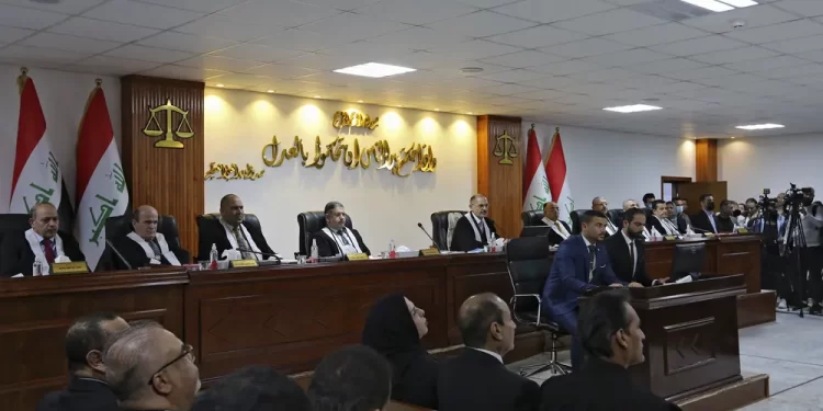 العراق يترقب قرار القضاء بشأن حل البرلمان