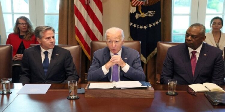 دعوى قضائية ضد بايدن وأوستن وبلينكن بجرم “التواطؤ في جرائم إسرائيل بغزة”