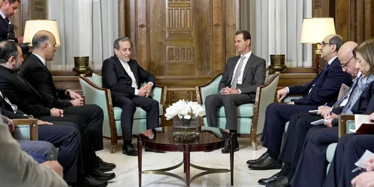 مع تقدم الفصائل المسلحة.. خطوة إيرانية مفاجئة في سوريا