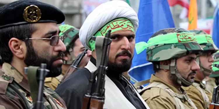 “الخامنئي” يشيد بتصدي الباسيج للاحتجاجات