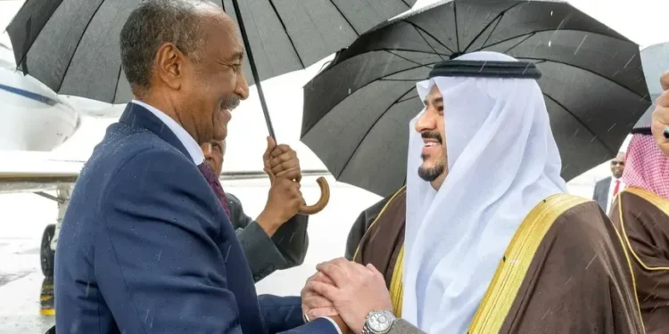 عبد الفتاح البرهان يصل إلى الرياض