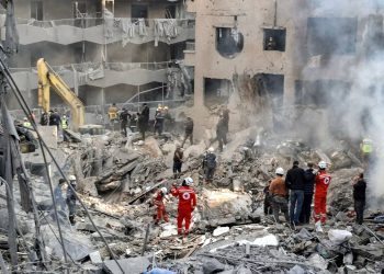 إسرائيل: استهدفنا مركز قيادة لـ«حزب الله» في «غارة البسطة»