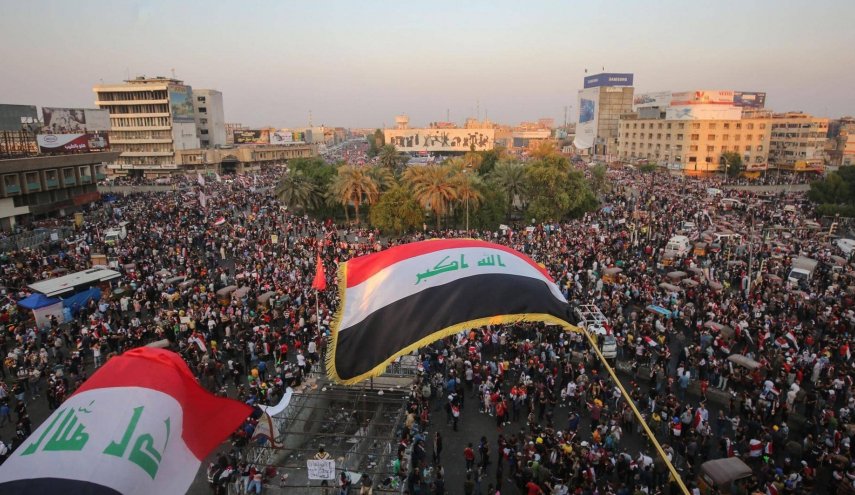 اللجنة المنظمة لمظاهرات ثورة تشررين تحتفي بالذكرى السنوية الاولى لانبثاقها