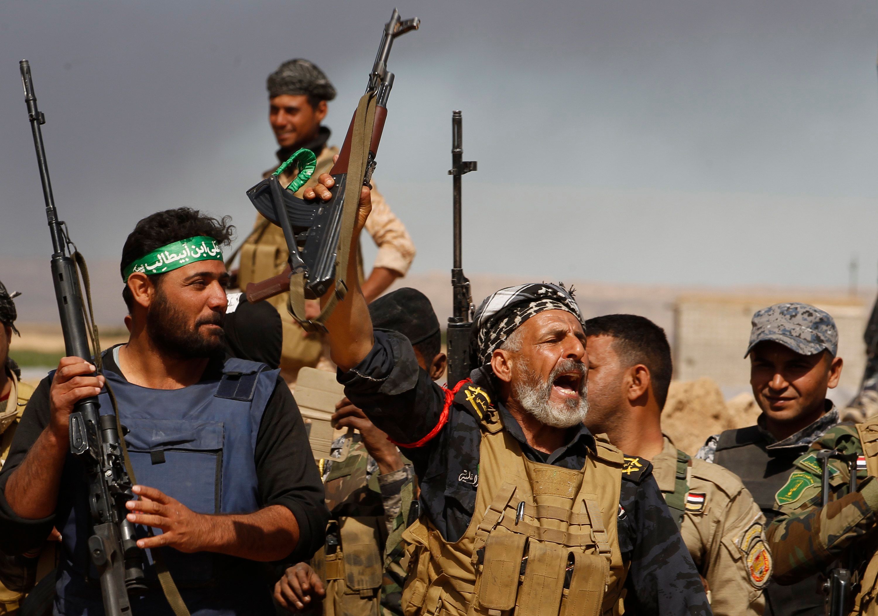 أثر شكاوى وجهاء ومواطنين .. ألعبادي يسحب الحشد من الموصل