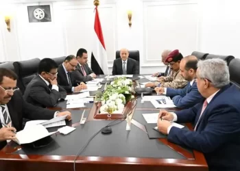 مجلس الدفاع اليمني: تصعيد الحوثي يعفي الحكومة من التزاماتها