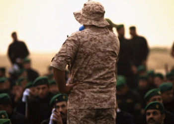 زعيم كتائب حزب الله يلتقي بالإطار التنسيقي ويرفض منح الحكومة صلاحية اللوم