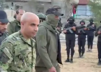 “رويترز”جماعات فلسطينية موالية لإسرائيل تتوسع في غزة