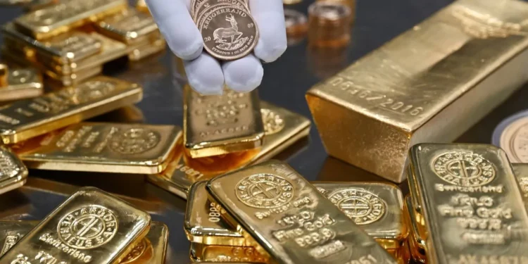 استقرار سعر الذهب بعد موجة البيع التي طالت قطاع التكنولوجيا