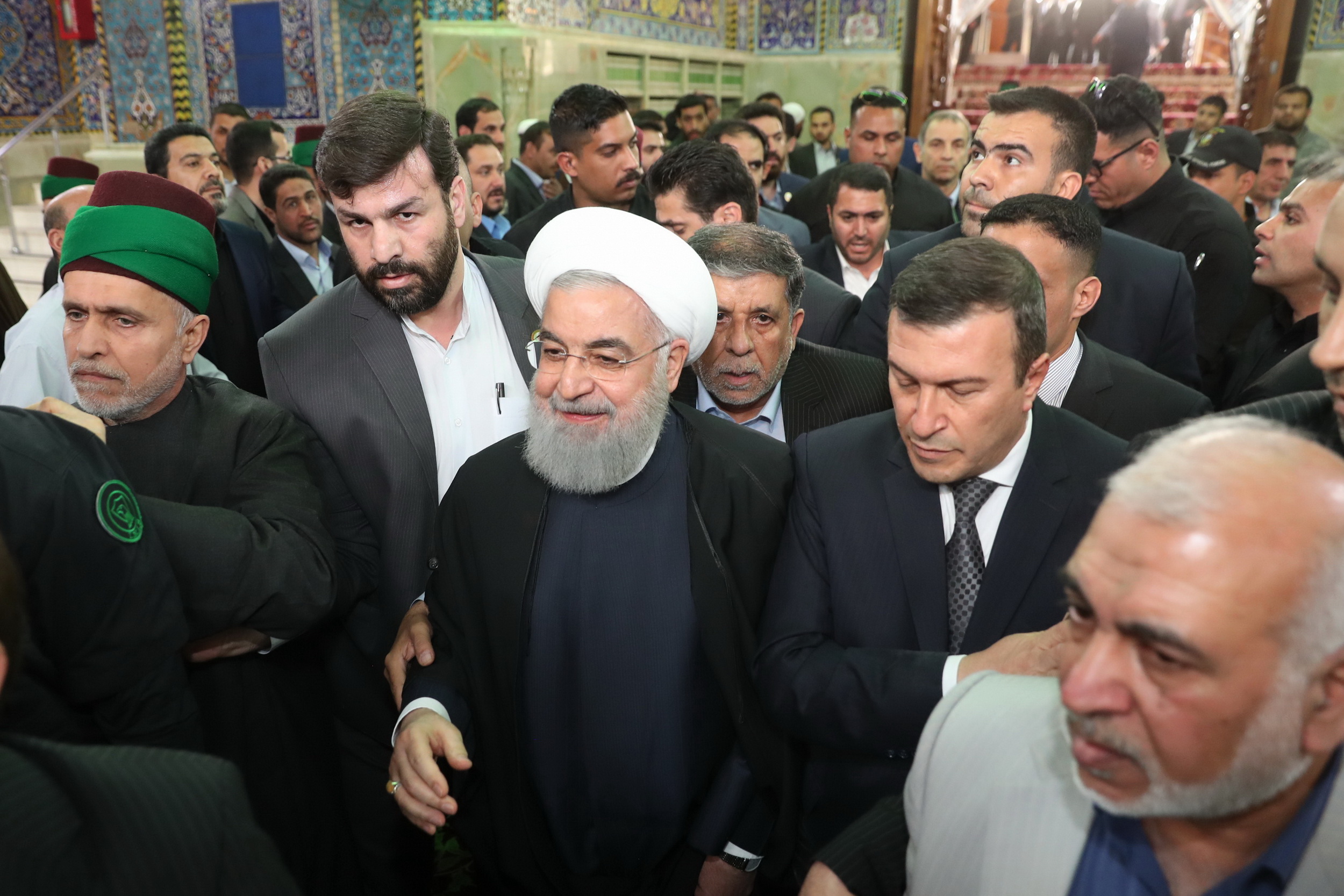 طهران تمنح تيسيرات لبغداد لسداد 850 مليون دولار من واردات الكهرباء الإيرانية
