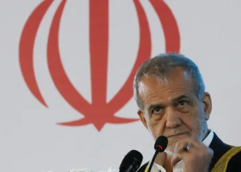 الرئيس الايراني مهدداً : إذا ردت إسرائيل فستتلقى صفعة أشد