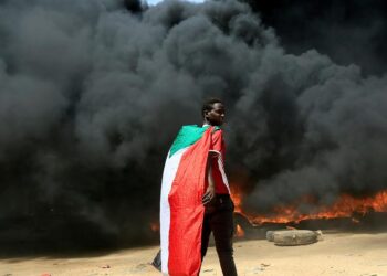 هل ينجح السودان في الوصول للحكم المدني؟ بعد السنوات الدموية