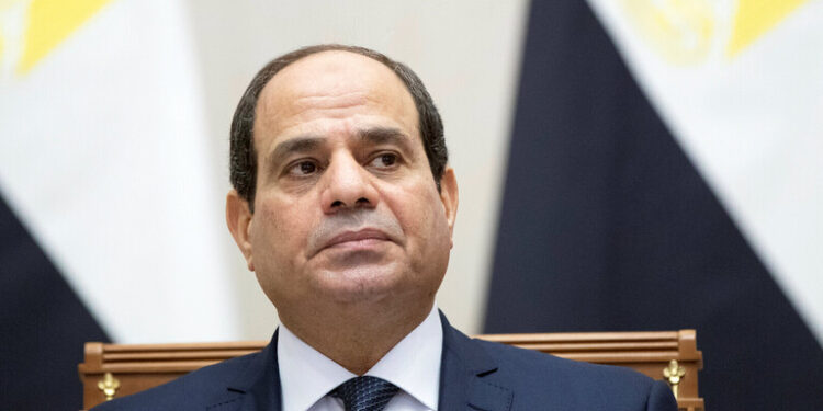 السيسي يتحدث عن شائعات بيع قناة السويس بـ”تريليون دولار”