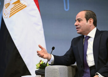 وزير إسرائيلي يدعو السيسي لقبول تهجير سكان غزة نهائيا إلى سيناء
