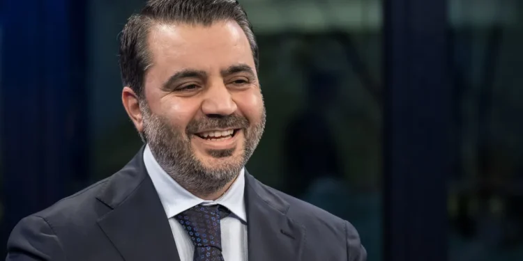 فيديو.. مزحة وزير خارجية سوريا عن ترامب تضحك توني بلير
