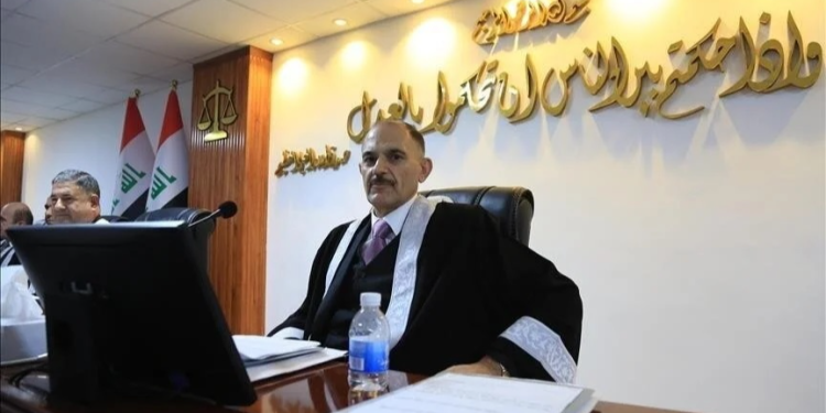 “توقيع بقلم واحد” اللجنة الطبية تحيل رئيس المحكمة الاتحادية على التقاعد