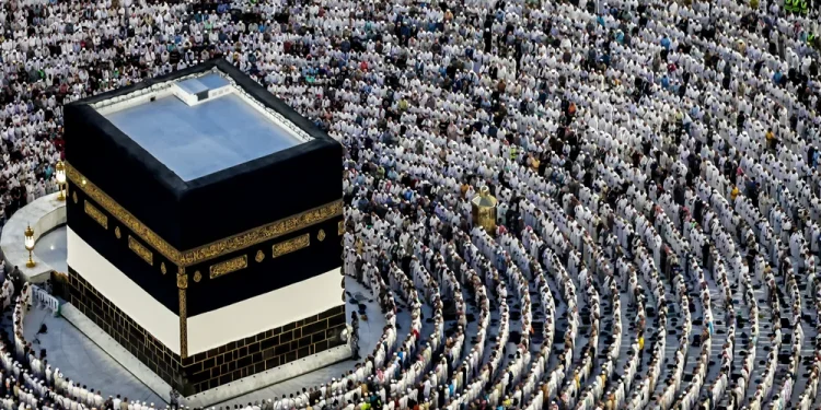 مركز الفلك الدولي يحدد السادس من يونيو أول عيد الأضحى المبارك