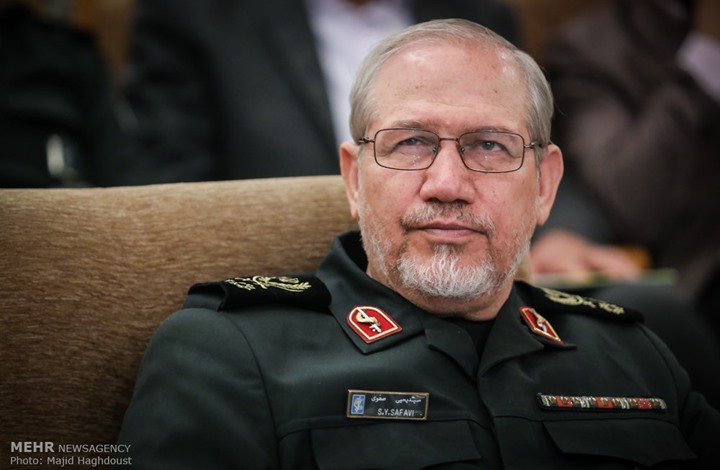 المستشار العسكري لخامنئي يطالب الاسد بتسديد فاتورة بقائه في السلطة