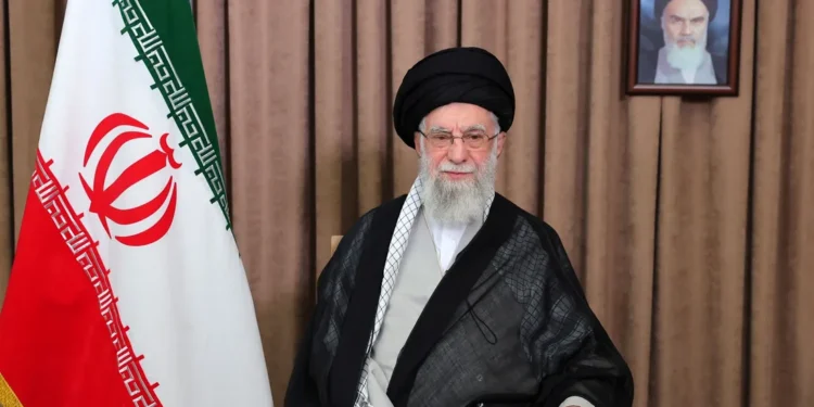 خامنئي: لن يفلت “المحرضون” من العقاب ولن نجر البلاد للحرب