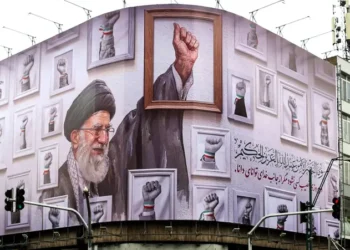 ايران تحدد الرابع من يوليو موعداً لتشييع جنازة مرشدها السابق علي خامنئي