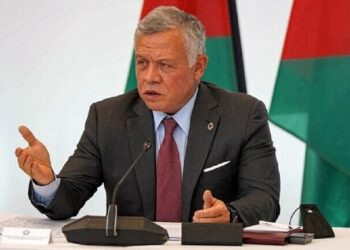 جلالة ملك الأردن يدعو لخفض التصعيد في الأراضي الفلسطينية وإعادة إطلاق المفاوضات