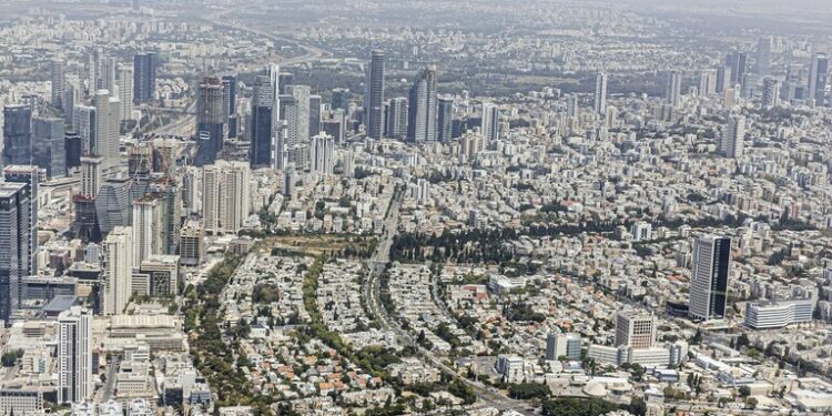 “يديعوت أحرونوت”: إسرائيل تدرس مقترحات لتأجيل عودة سفيرها إلى النرويج
