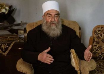 حكمت الهجري.. من قائد روحي إلى زعيم انفصالي مدعوم خارجيًا