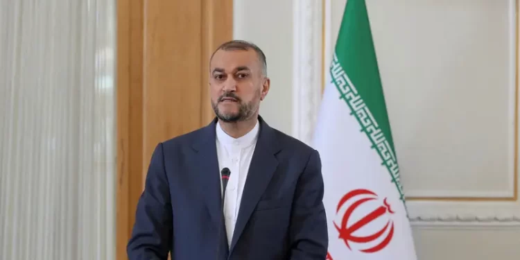 وزير خارجية إيران: نعمل على استقرار المنطقة بالتعاون مع السعودية