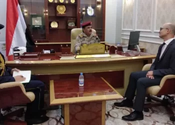 اليمن يدعو المجتمع الدولي لمواجهة التمدد الإيراني