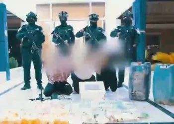 “فيديو” الأمن العراقي يوقع شبكة دولية لتهريب المخدرات