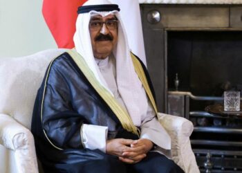رحيل الأمير نواف وقيادة الكويت المستقبلية