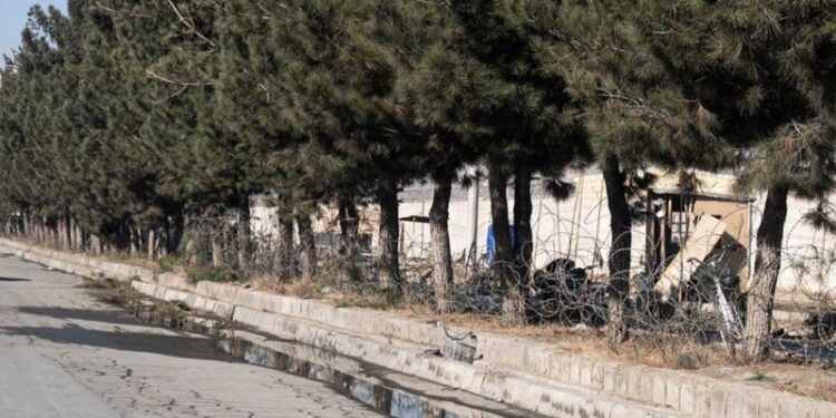 أفغانستان: انفجار استهدف مطار كابول العسكري