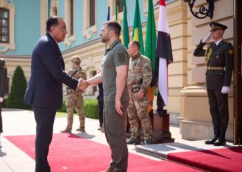 قمتان متبارزتان تُظهران الحاجة إلى حشد الدعم العربي بشأن أوكرانيا