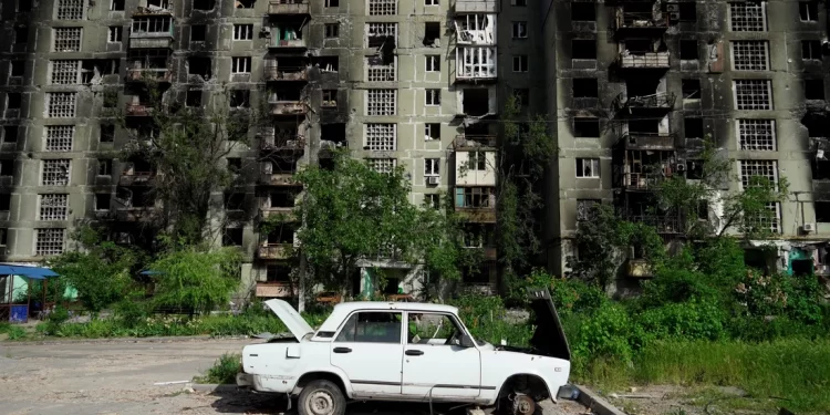 أوكرانيا تعلن عن “أكبر عملية تبادل أسرى” مع روسيا