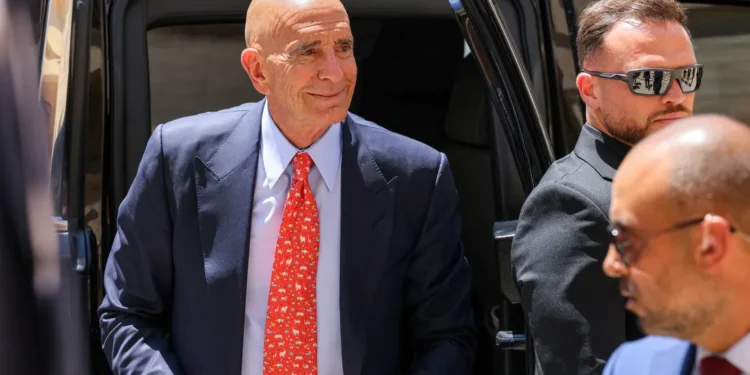 براك يمنح لبنان “مهلة نوفمبر” لنزع سلاح حزب الله