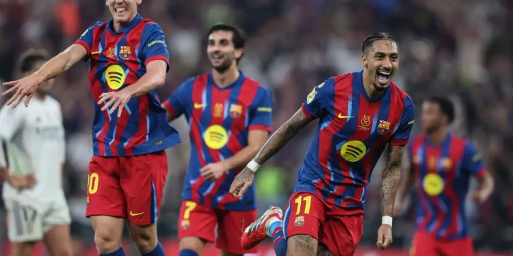 برشلونة يغتال حلم الريال وينتزع كأس السوبر الإسباني