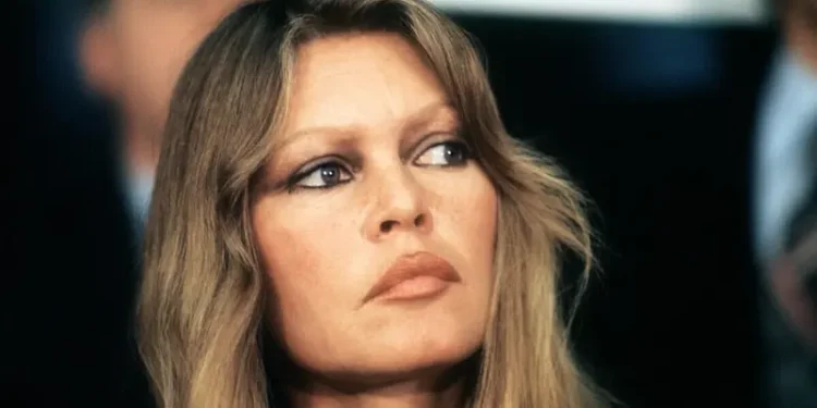 رحيل أيقونة السينما الفرنسية “بريجيت باردو” عن عمر ناهز ال91 عاماً