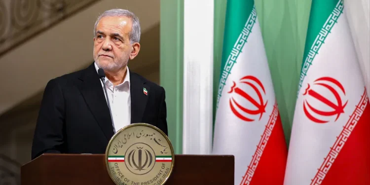 الرئيس الايراني: الحديث عن إنهاء البرنامج النووي الإيراني “اشبه بالوهم”