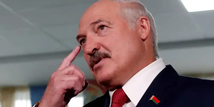 رئيس بيلاروسيا: نستعد للحرب