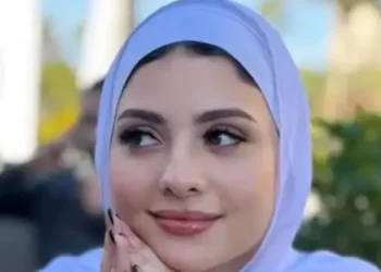 “رغم فقدان بصرها” فالأمل لم يمت.. فيديو جديد لبلوغر مصرية